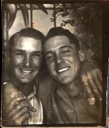 men together 1940s 9508