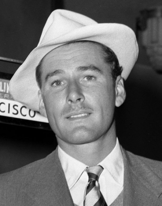 errol flynn 411280
