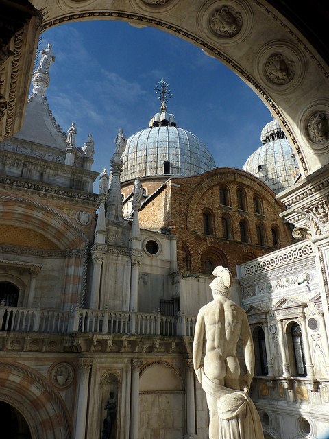 ITALY Courtyard of the Doge’s Palace. Venice, Italy