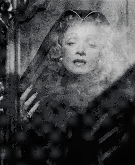 marlene dietrich 431 GIF