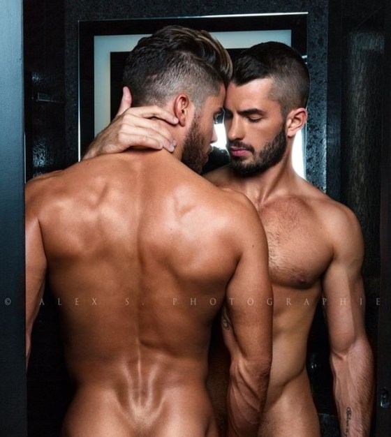 men together 21 1281