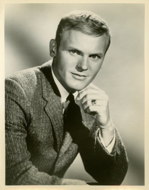 tab hunter 122