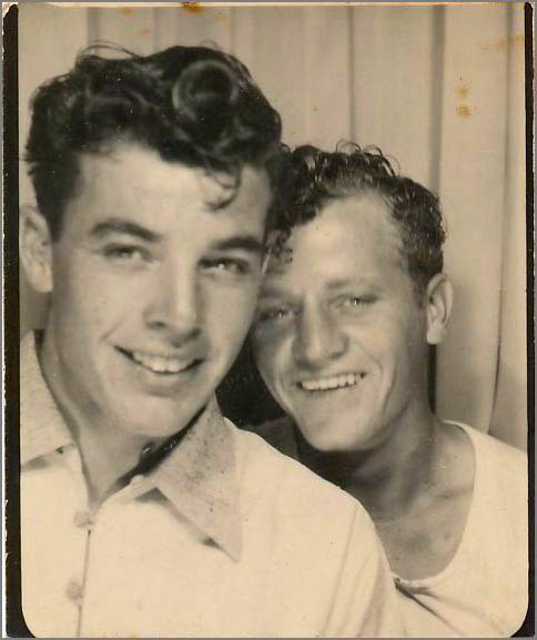 men together 1940s 9502