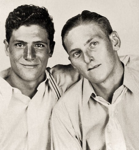 men together 1940s 9506