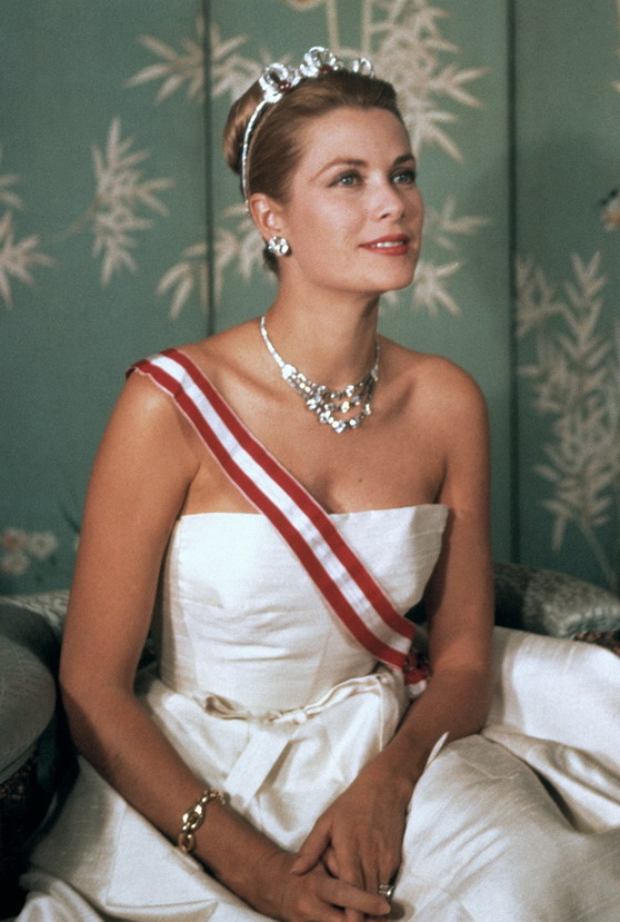 princess-grace-1959-cartier