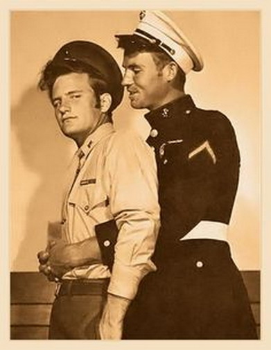 soldiers together 4242