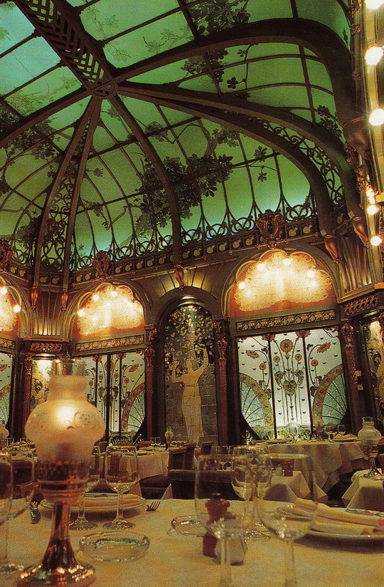 art nouveau restaurant paris