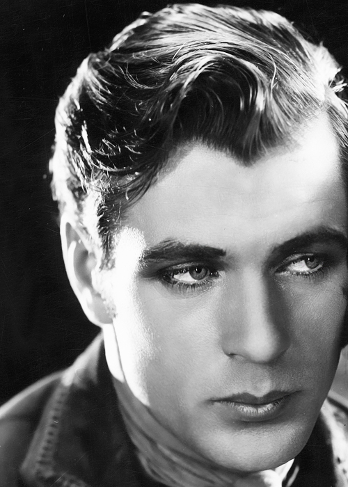 Gary Cooper in The Texan (1930)