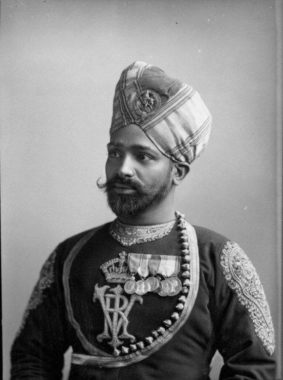 by Hills & Saunders, half-plate glass negative, after 1887