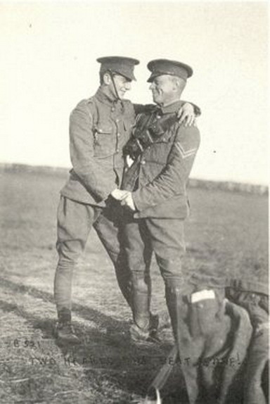 soldiers together 2488