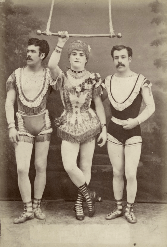 circus trio