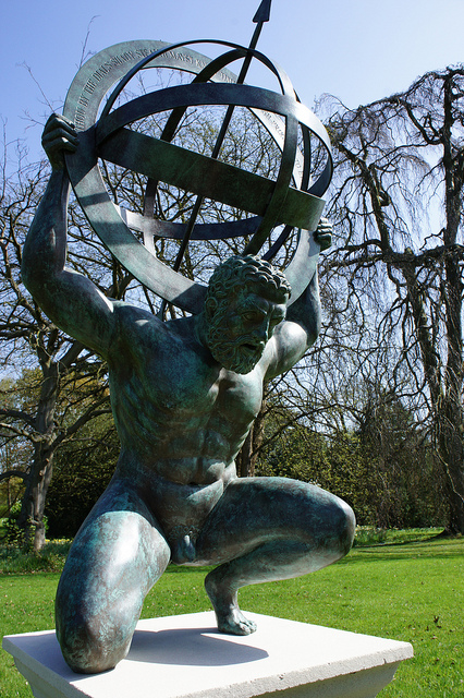 statue atlas 231