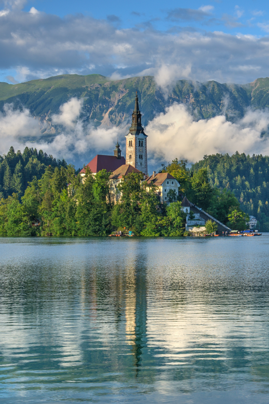 Lake Bled after raining by zkbld
