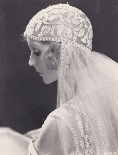 Madge Bellamy in White Zombie