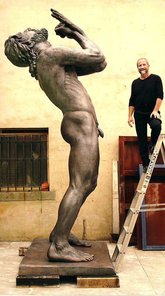 Sculptor Peter Schipperheyn