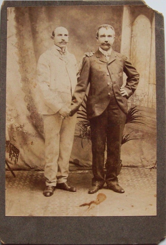 MEN TOGETHER STACHE 151