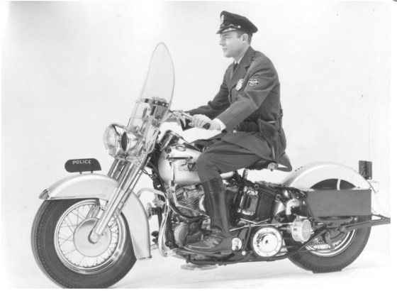police moto 80
