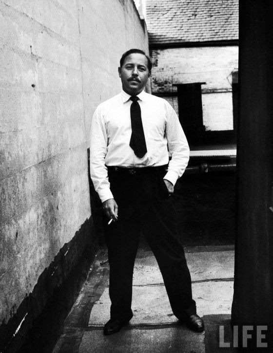 100 Tennessee Williams by Alfred Eisenstaedt.  NYC (1955)