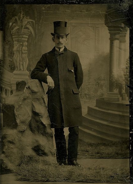 stache and tophat 14