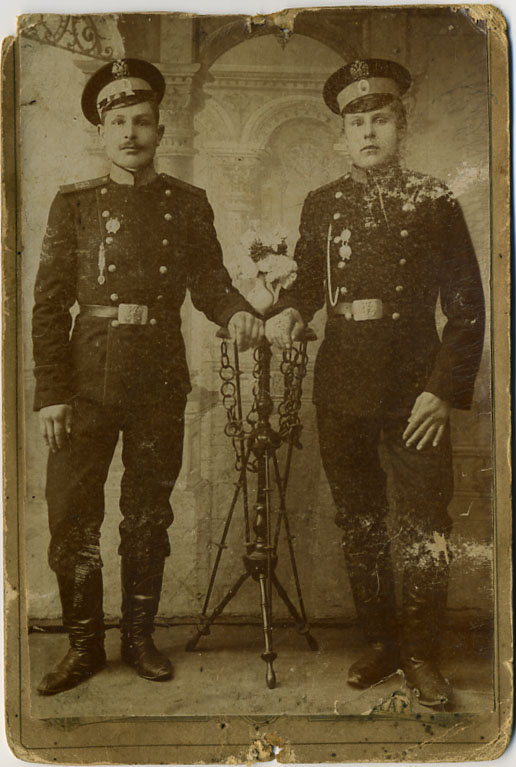 soldiers together 4034