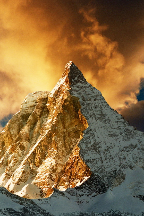 mountain-peak-golden
