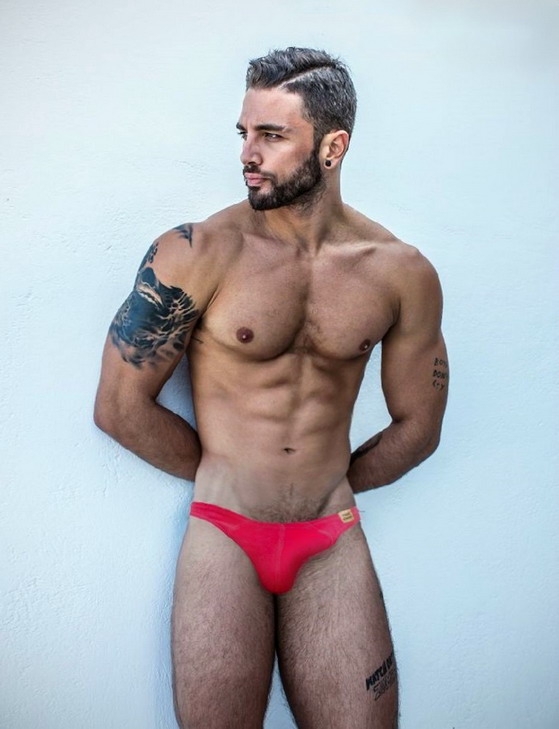 beard-and-speedo-41283