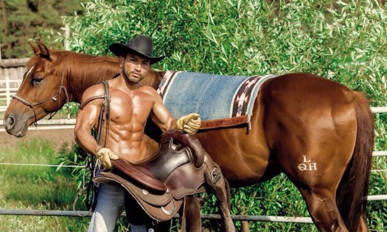 cowboy-shirtless-2860