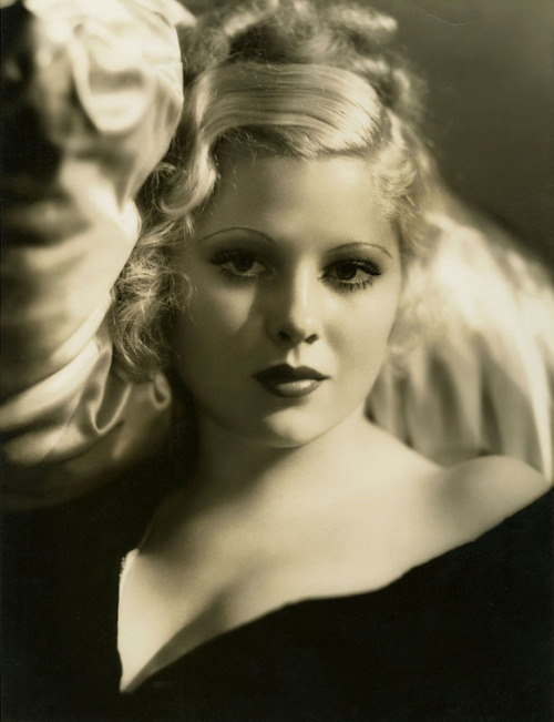 mary-carlisle-photographed-by-george-hurrell-mgm-1930s