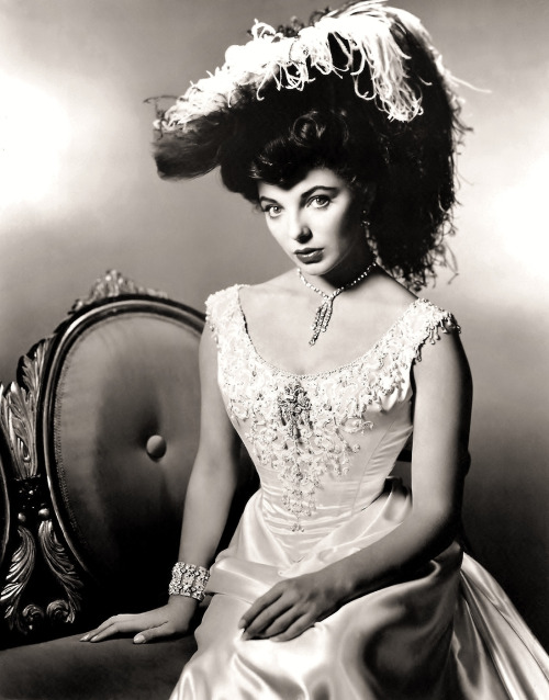 joan-collins-1955
