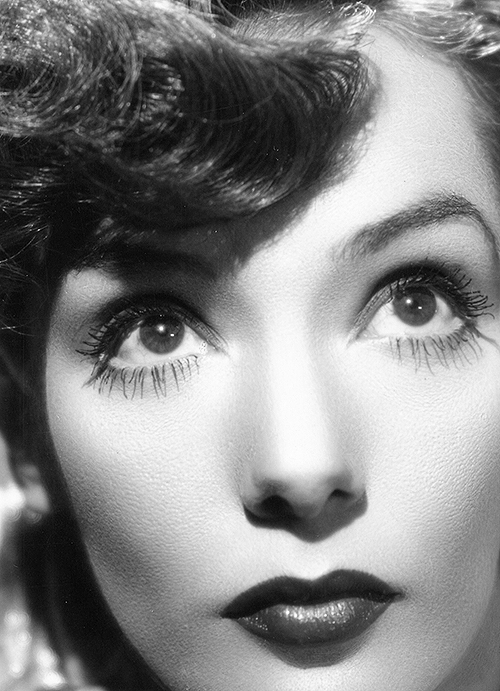 lupe-velez-by-ray-jones-1941