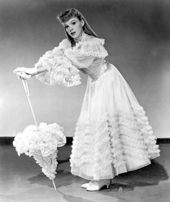 MEET ME IN ST. LOUIS,  Judy Garland, 1944