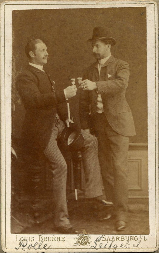 men-together-drinking-282