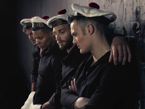 sailors-together-9080