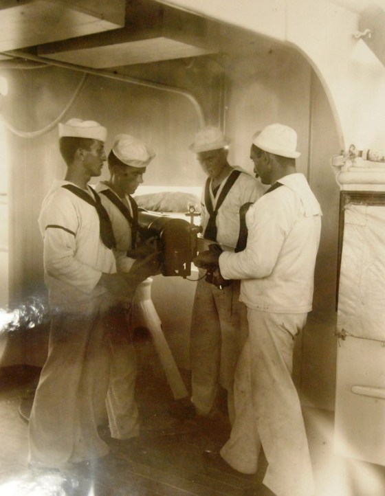 sailors-together-9084