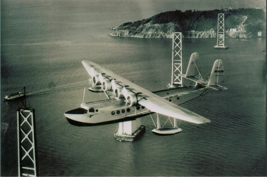 san-francisco-during-the-construction-of-the-golden-gate-bridge-1935-02