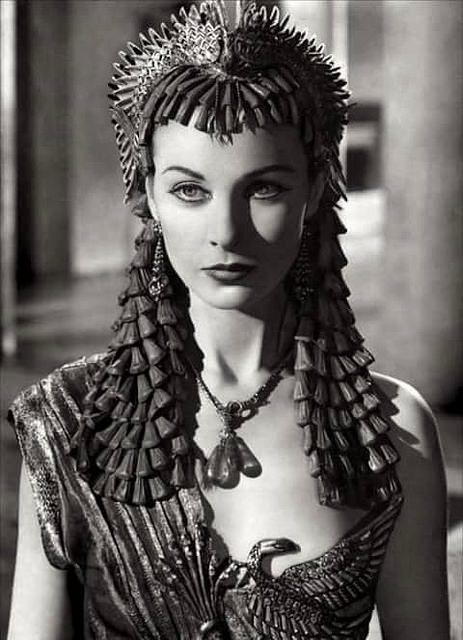 vivien-leigh-cleopatra-14