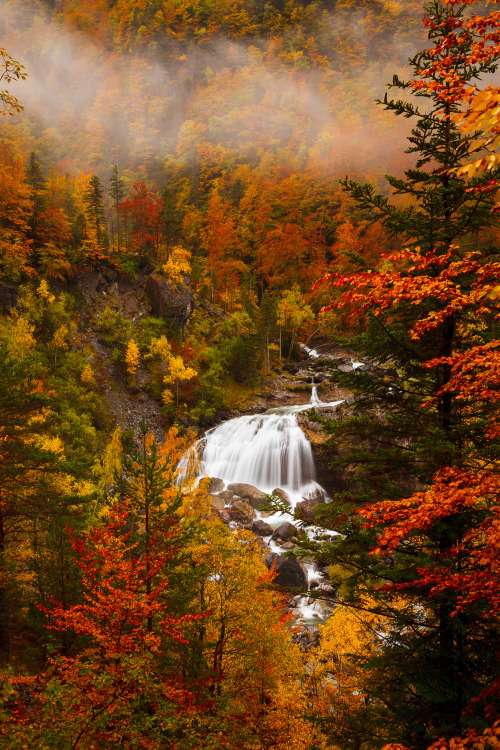 waterfall-autumn-414