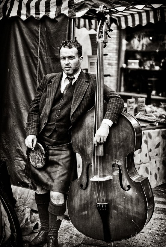cello-and-kilt