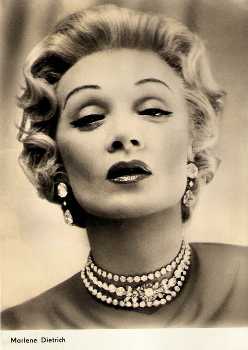 marlene-dietrich-c-1950