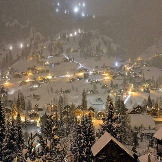 ski-village