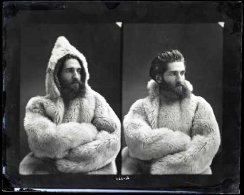 beard-and-fur-coat8
