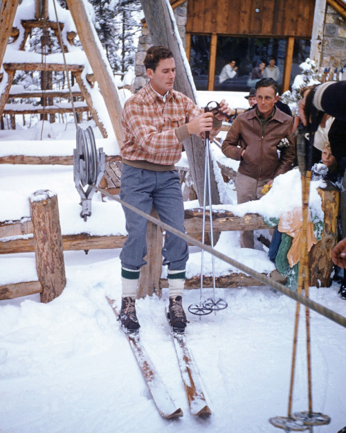 errol-flynn-sun-valley-1939