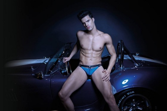 gil-soares-for-gregg-homme-2001