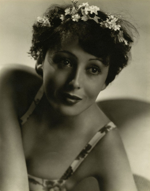 luise-rainer-photographed-by-george-hurrell-c-mid-1930s