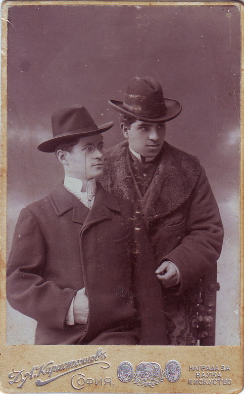 men-together-russia-414