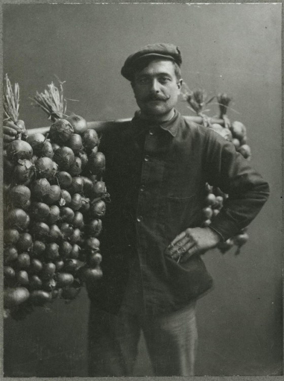 stache-onion-seller-by-mary-olive-edis