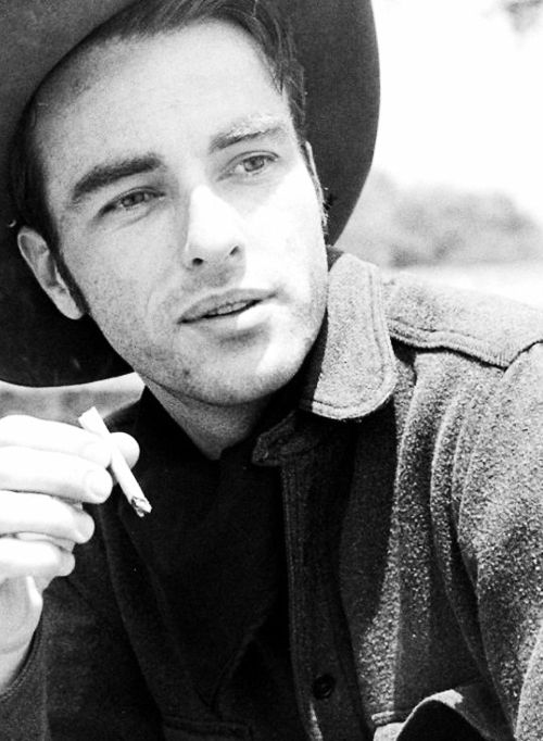 montgomery-clift-in-red-river-255