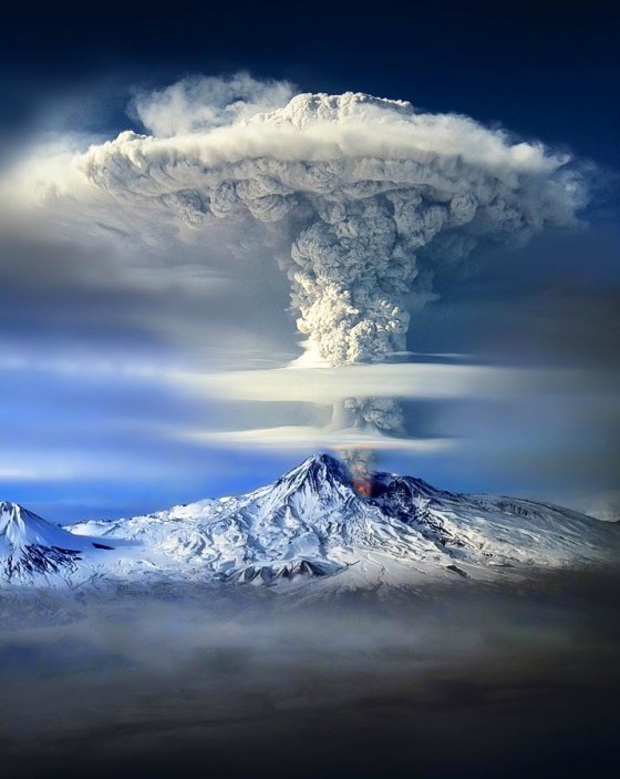 mt-ararat-eruption-by-sako-tchilingirian