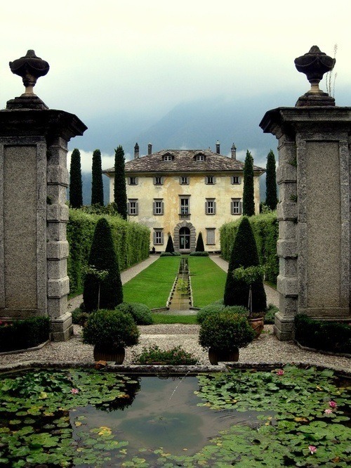 italy-cetinale-villa