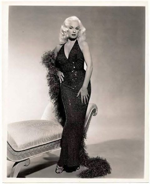 mamie-vandoren-235